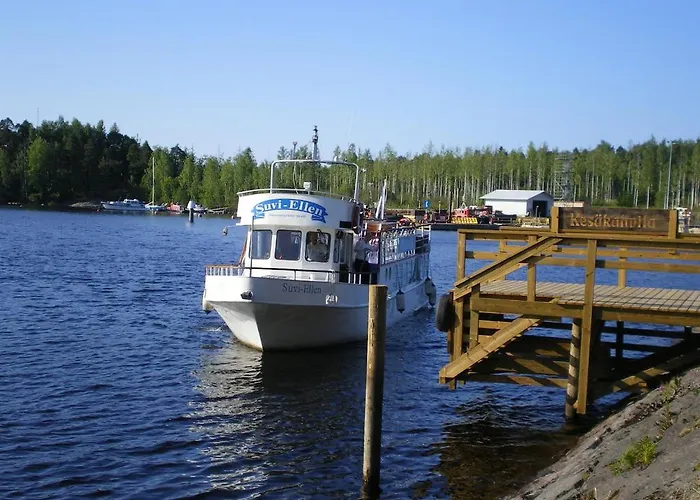 Lauritsalan Kartano Ξενοδοχείο 3*